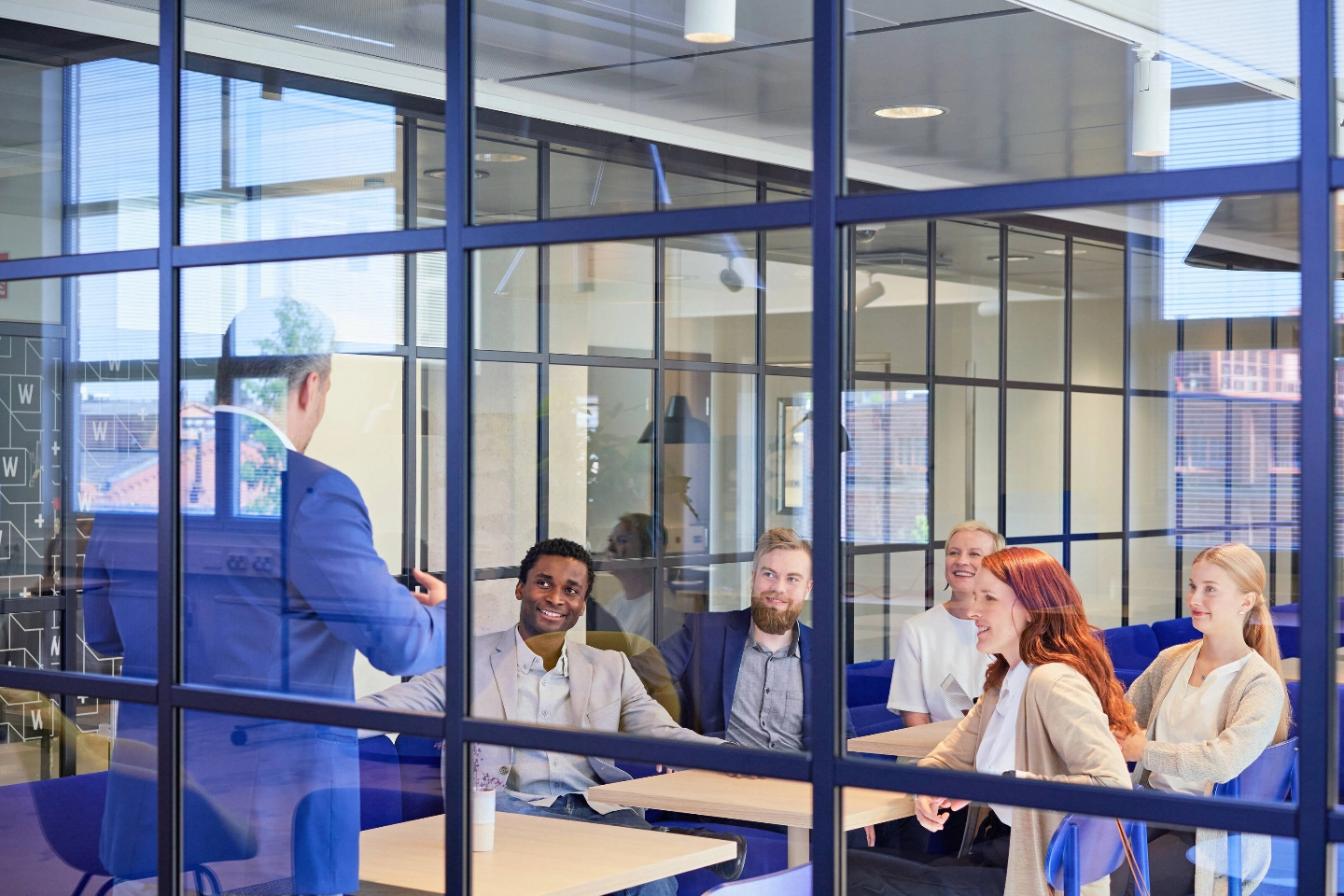 Meeting in the conference room - Susanna Lehto Meeting in the conference room - Susanna Lehto