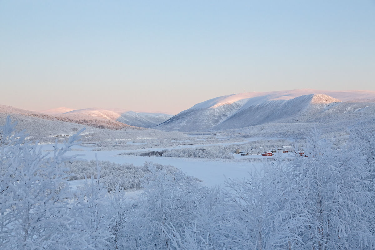 Winter landscape of fells in Inari-Saariselkä, Finnish Lapland. - Inari-Saariselkä